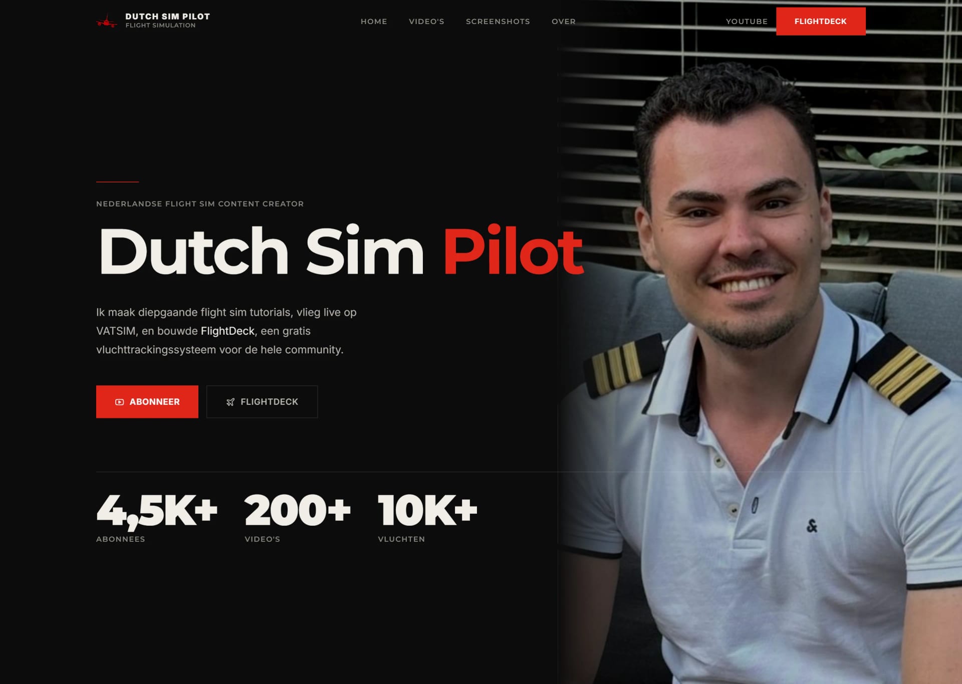 Screenshot van de homepage van dutchsimpilot.com met video's en community-secties